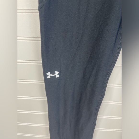 Under Armour Black Compression Athletic Heatgear Leggings Small Women’s EUC - Picture 3 of 8